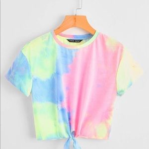 Tie-dye crop top tied t-shirt